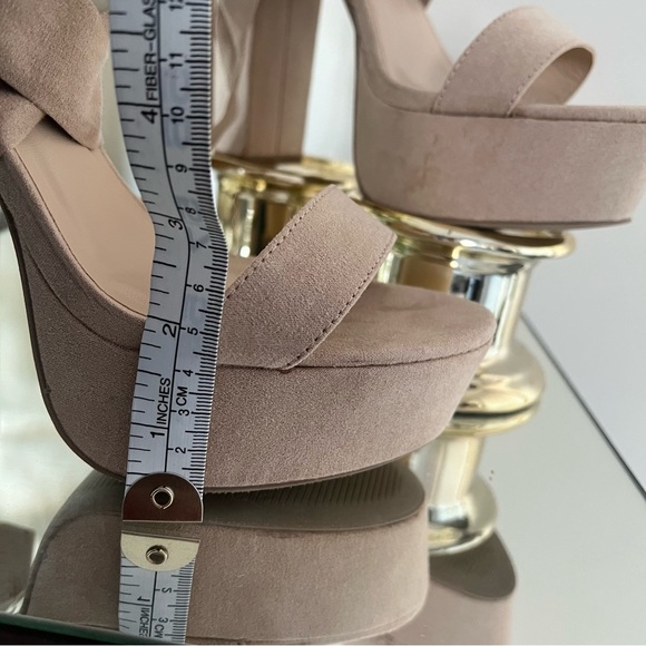 Fashion Nova beige plot twist heel - Picture 7 of 8